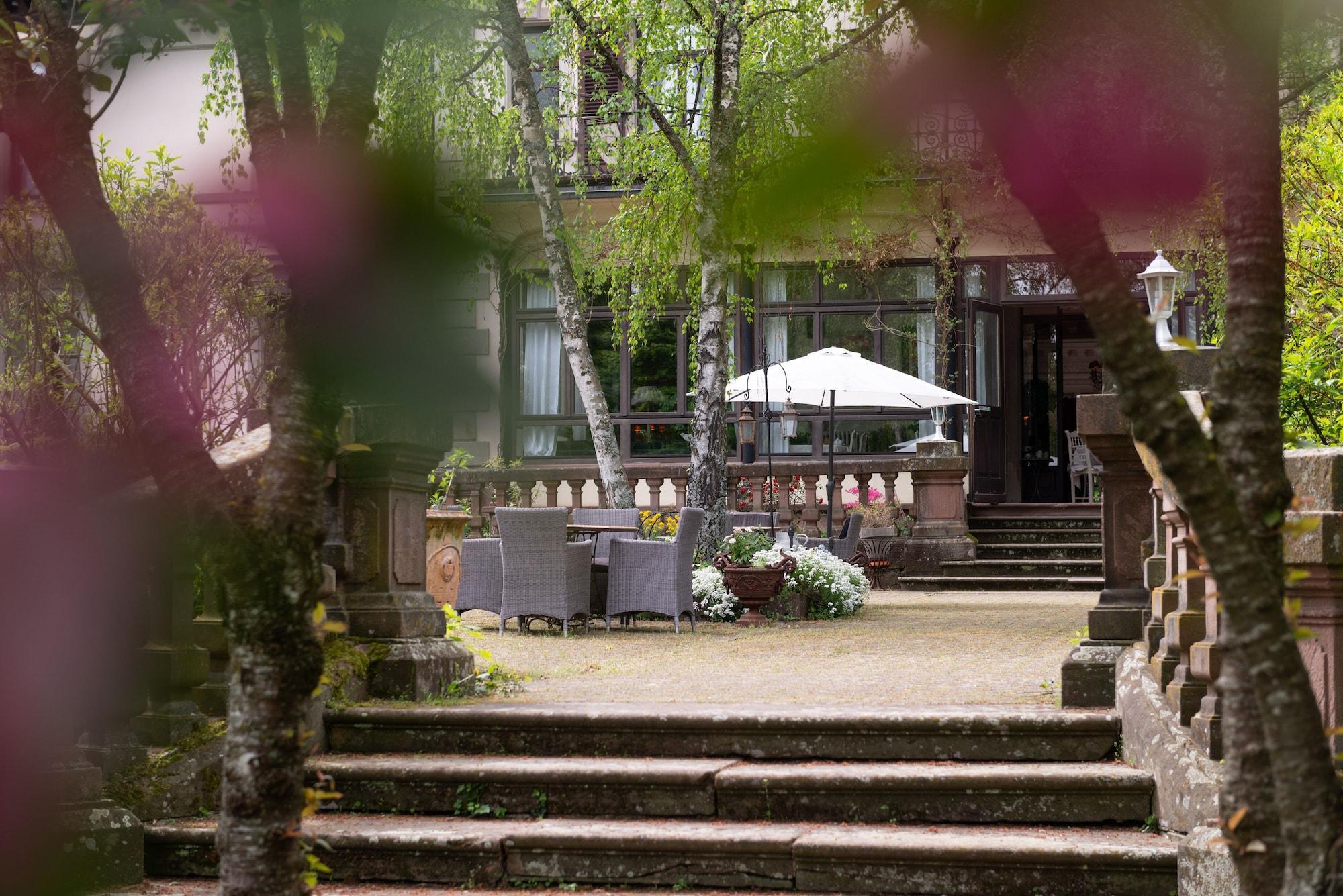 Hotel The Originals Domaine de Beaupré - Room Service Disponible Guebwiller Exterior foto