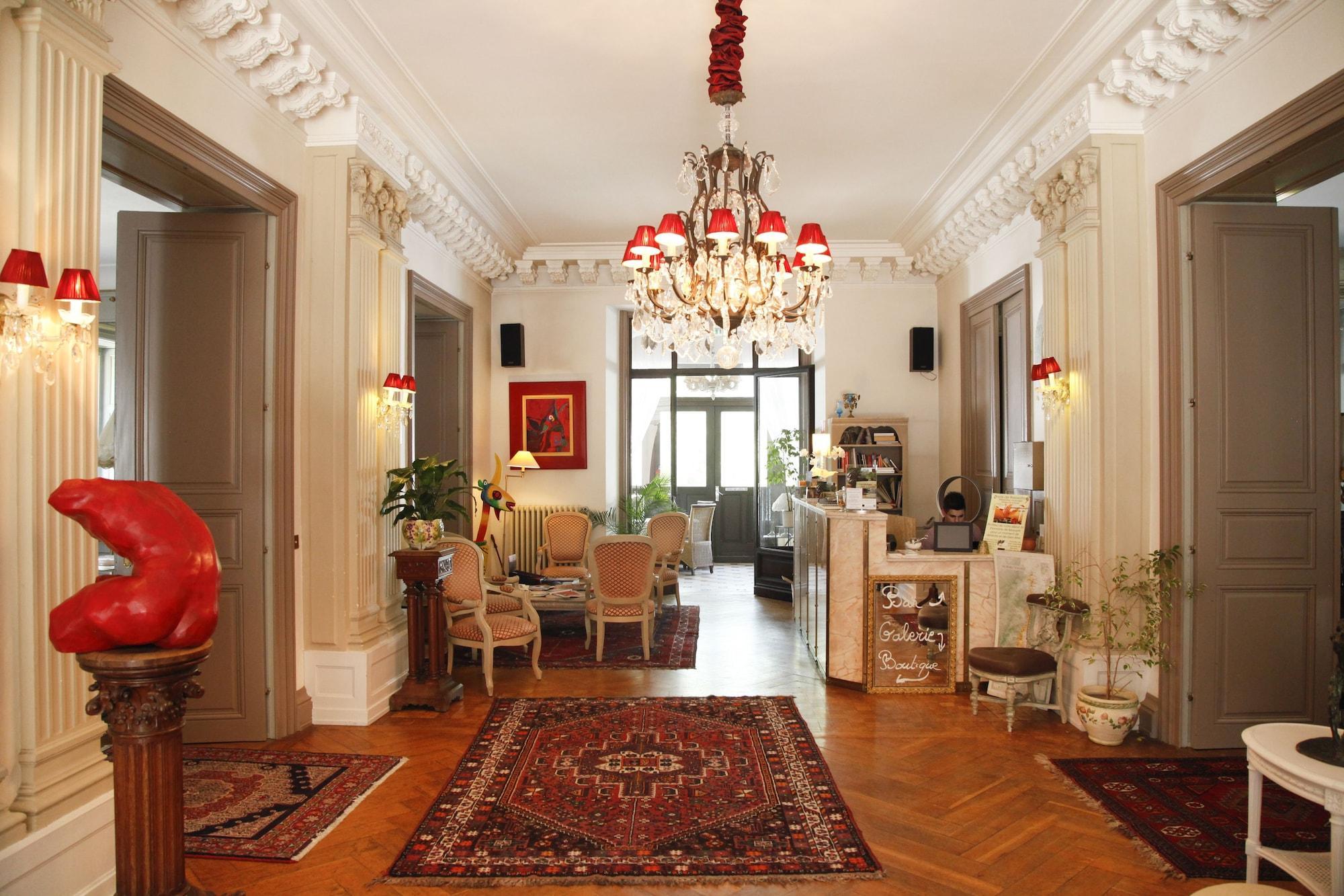 Hotel The Originals Domaine de Beaupré - Room Service Disponible Guebwiller Exterior foto