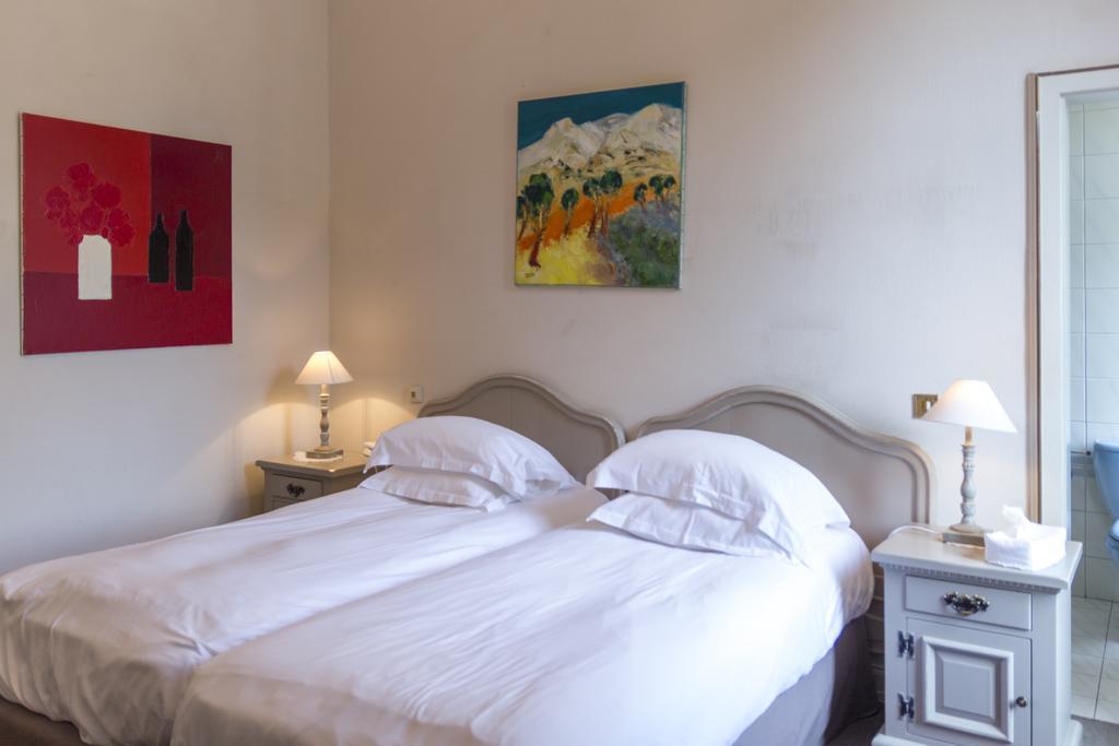 Hotel The Originals Domaine de Beaupré - Room Service Disponible Guebwiller Exterior foto