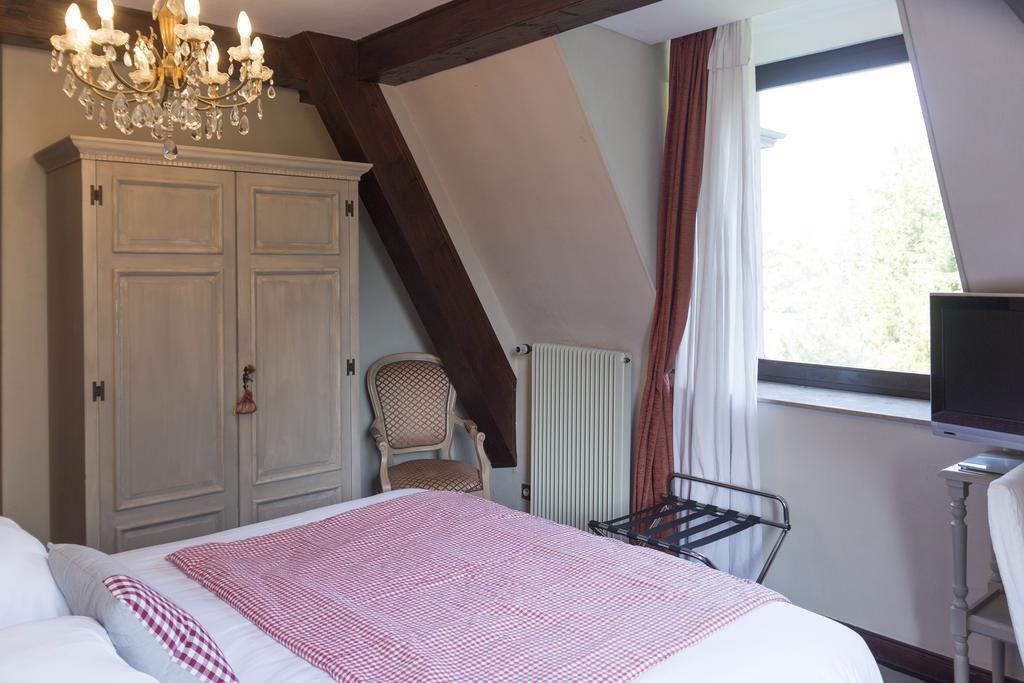 Hotel The Originals Domaine de Beaupré - Room Service Disponible Guebwiller Exterior foto